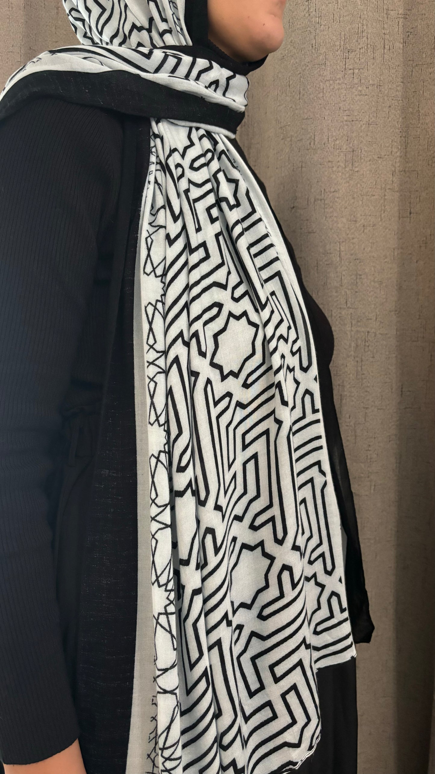 Modal Azhar Black Hijab – Premium & Comfortable - Acadia House