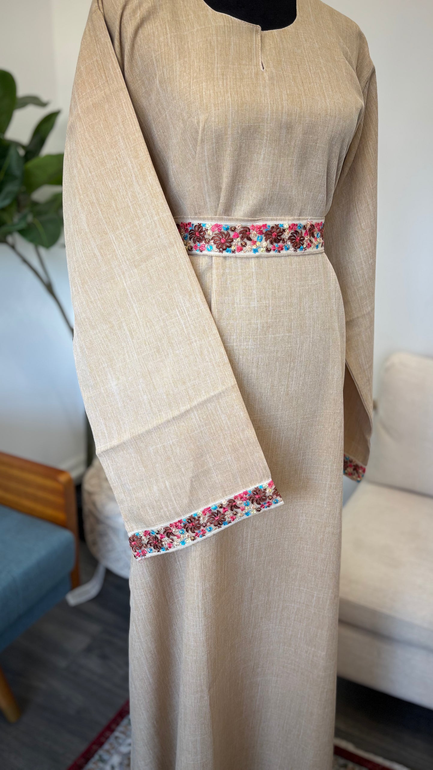 Elegant Flower Abaya in Beige – Modest Dress - Acadia House